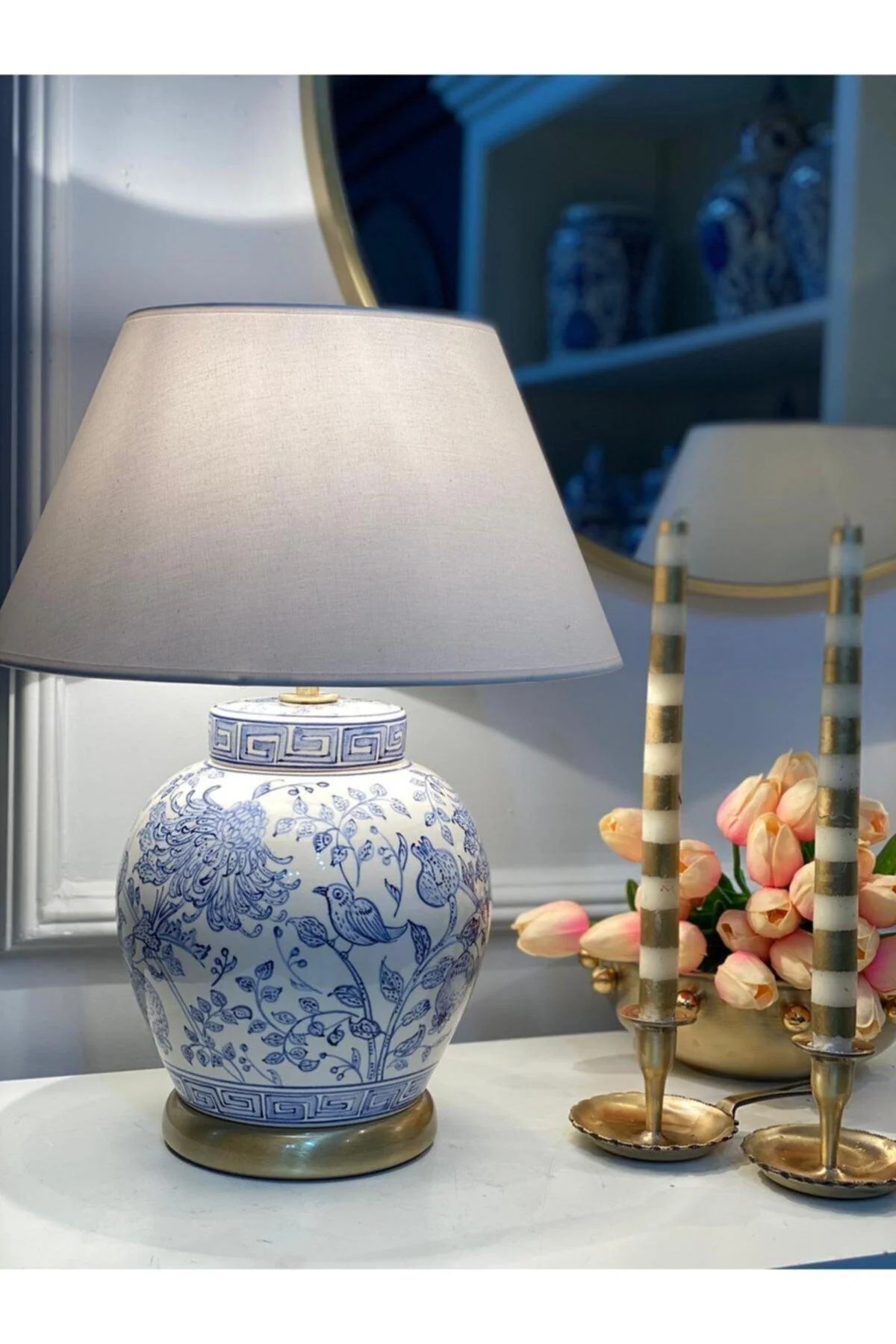 Ceramic bird pattern lampshade with brass base