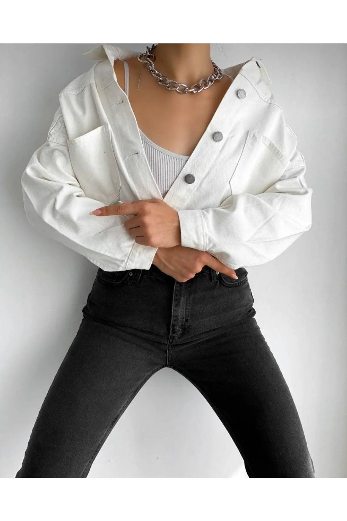 Blue cropped denim jacket with neck closure medium size