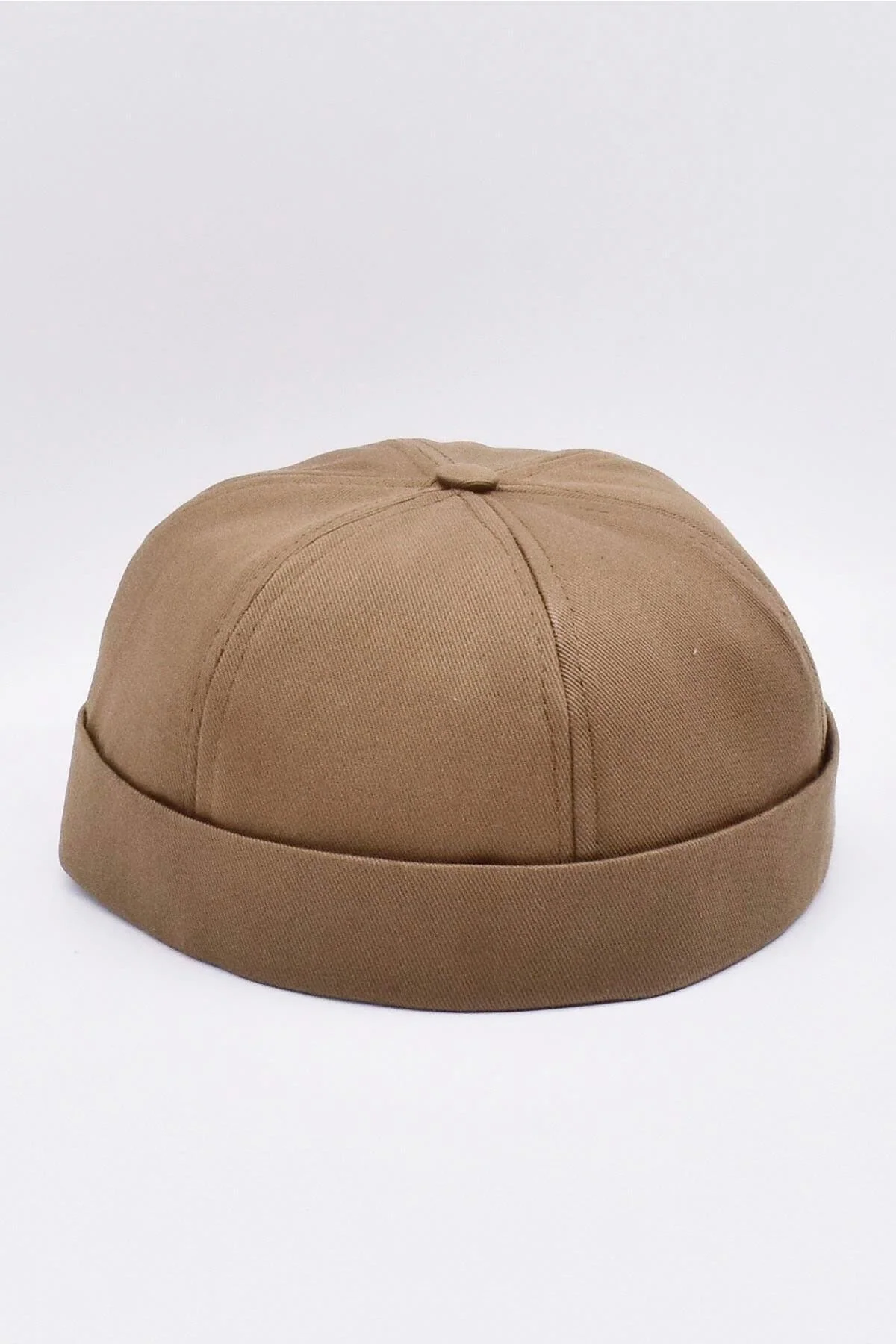 Brown 100% cotton cap with adjustable fit