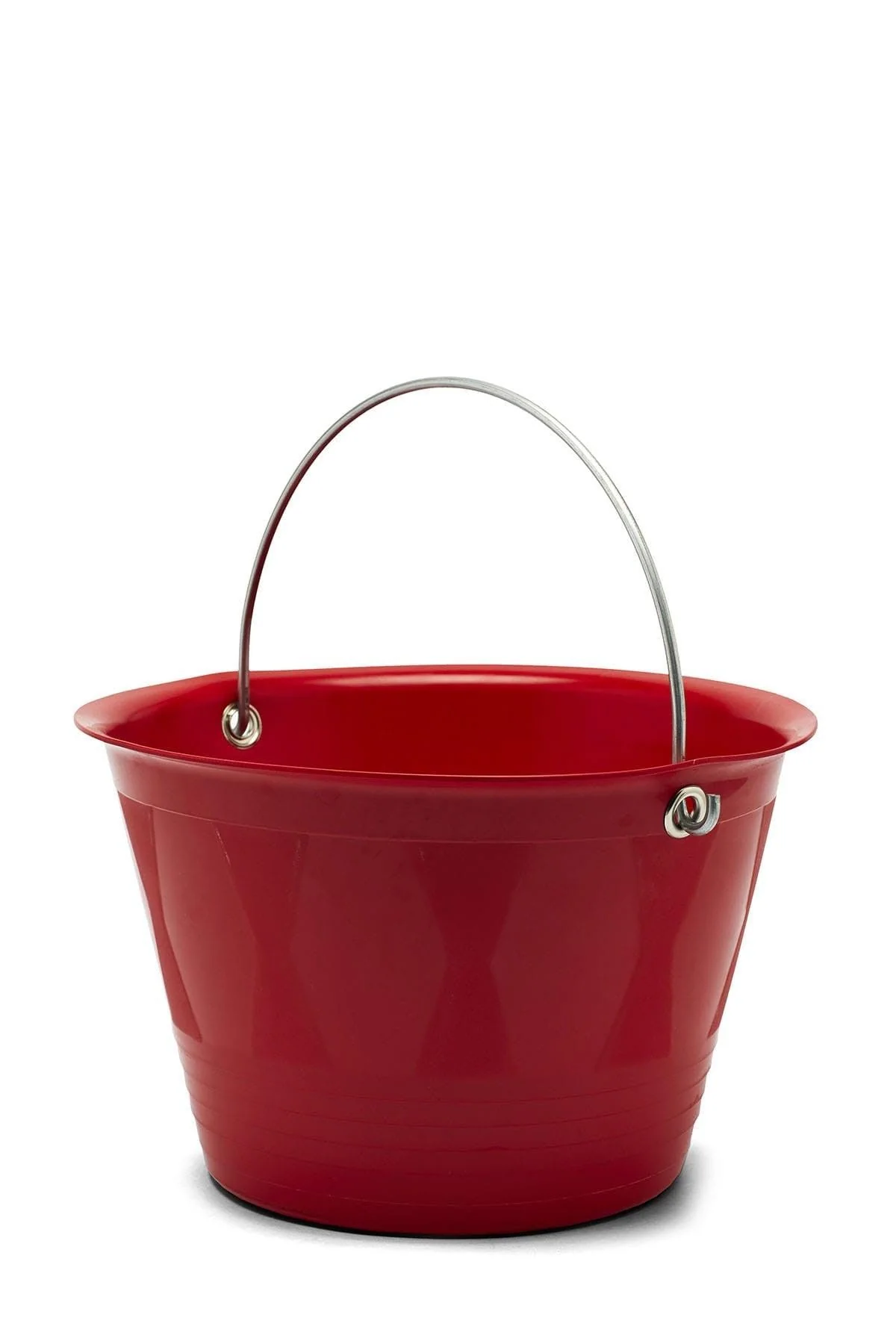 10-liter red plastic bucket with reinforced handle