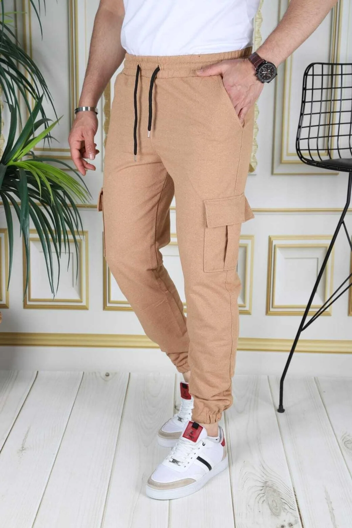 Unisex slim fit camel sweatpants with cargo pockets