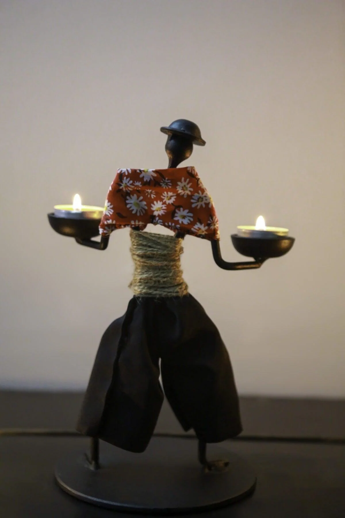 Elegant candle holder with red tealight candle included 28 cm tall