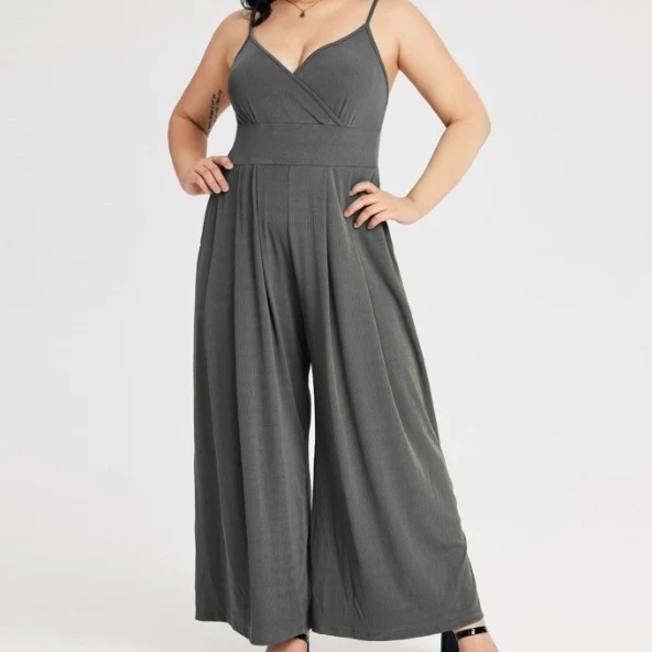 Casual Solid Color Straight Strap Jumpsuit