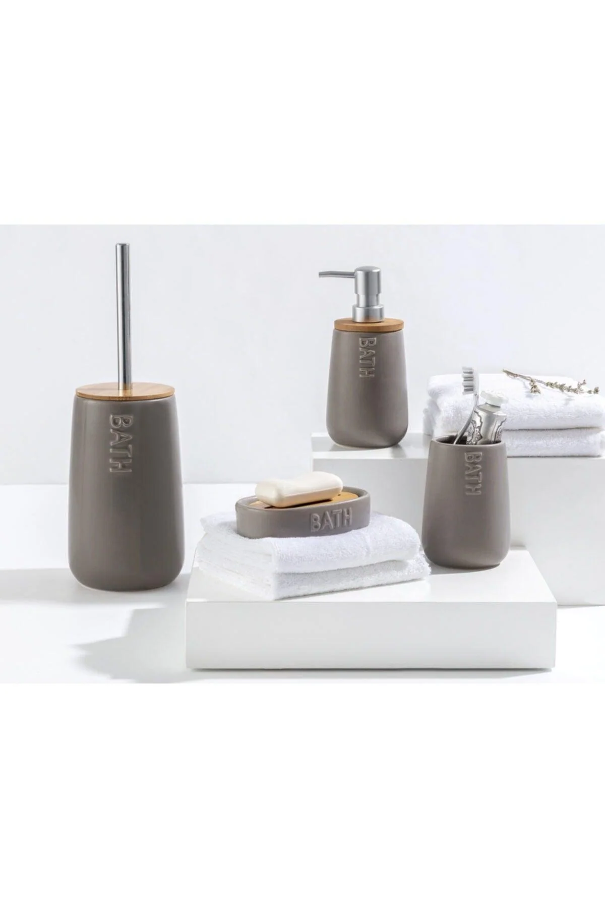 Ceramic Bathroom Set with Liquid Soap Dispenser and Toothbrush Holder
