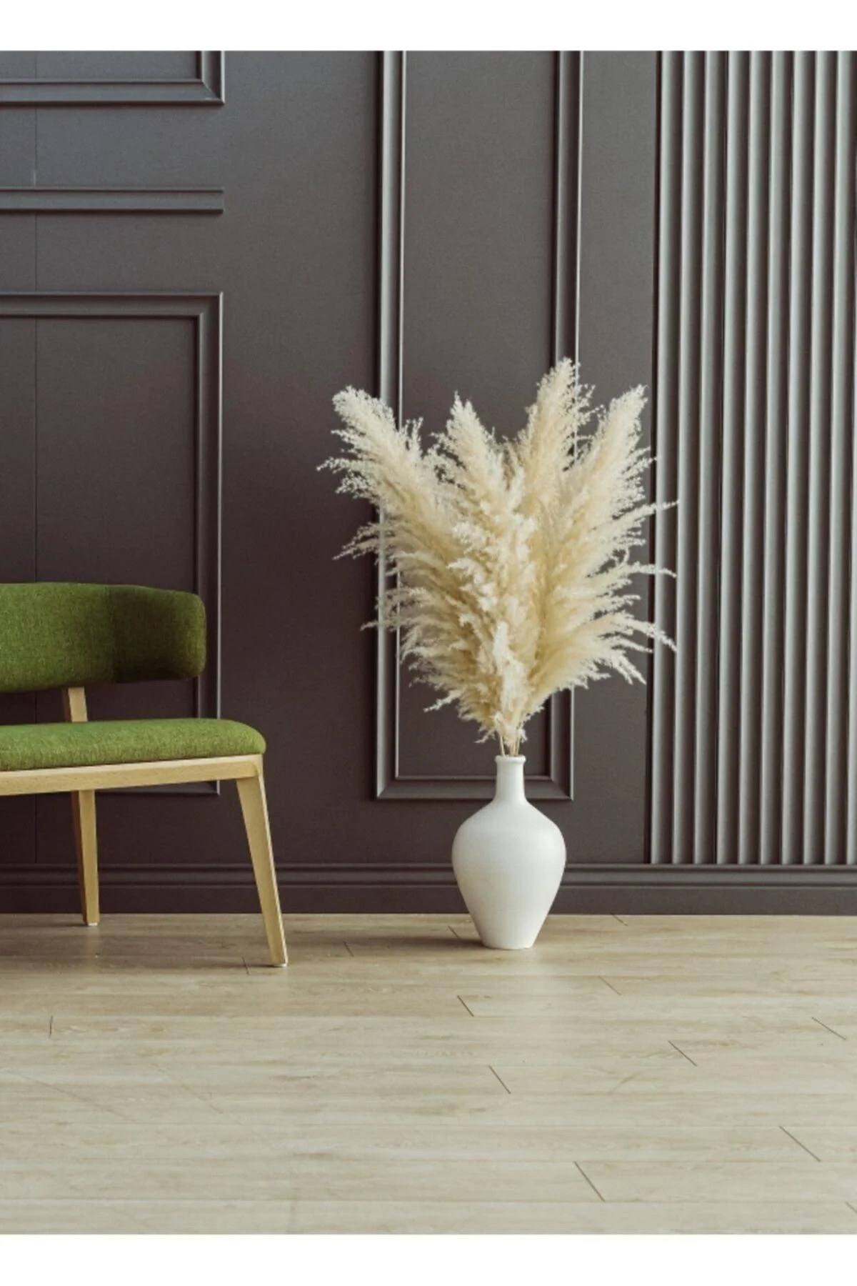 Handcrafted Ceramic Vase with Four Pampas Grass Stems