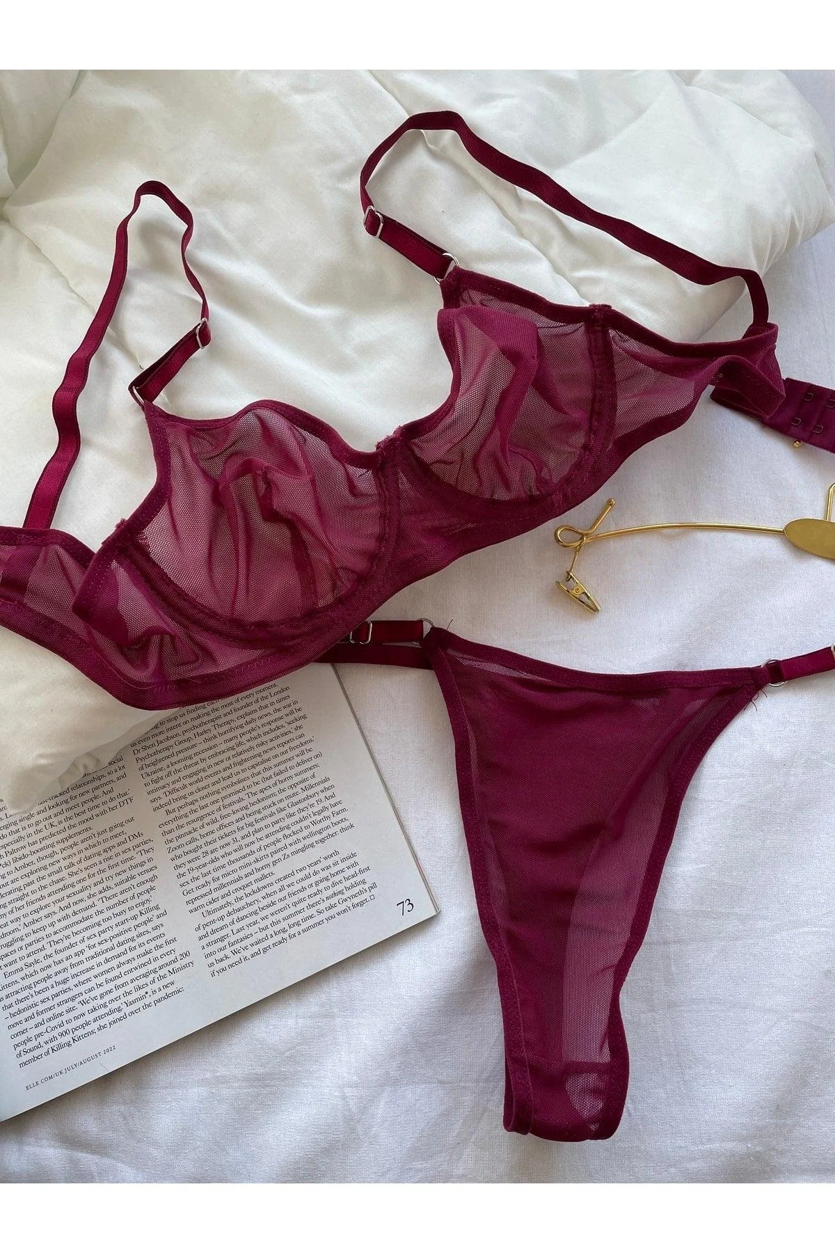 Cherry underwire bra set with matching thong