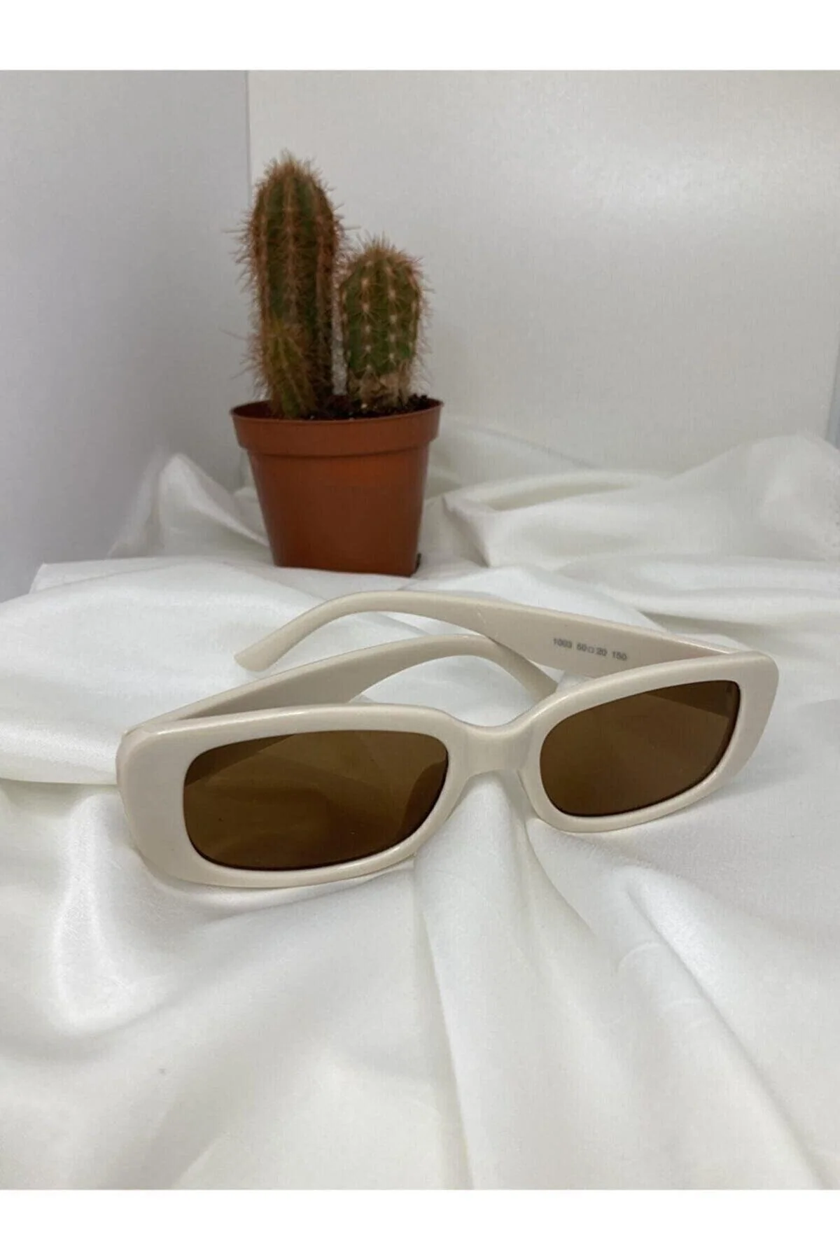 Brown Oversized Sunglasses with UV400 Protection