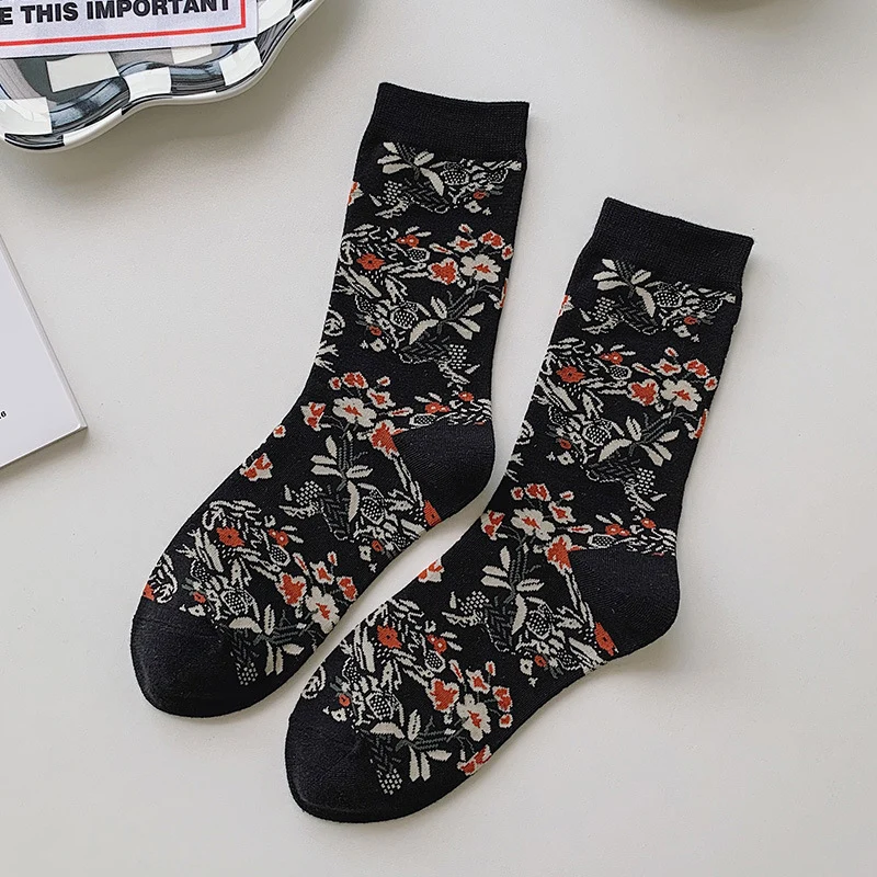Comfortable Black Cotton Tube Socks