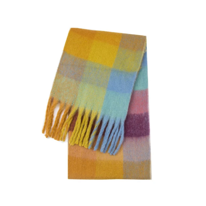 Cozy Autumn Scarf, Thick & Warm, 4-Color Grid Pattern