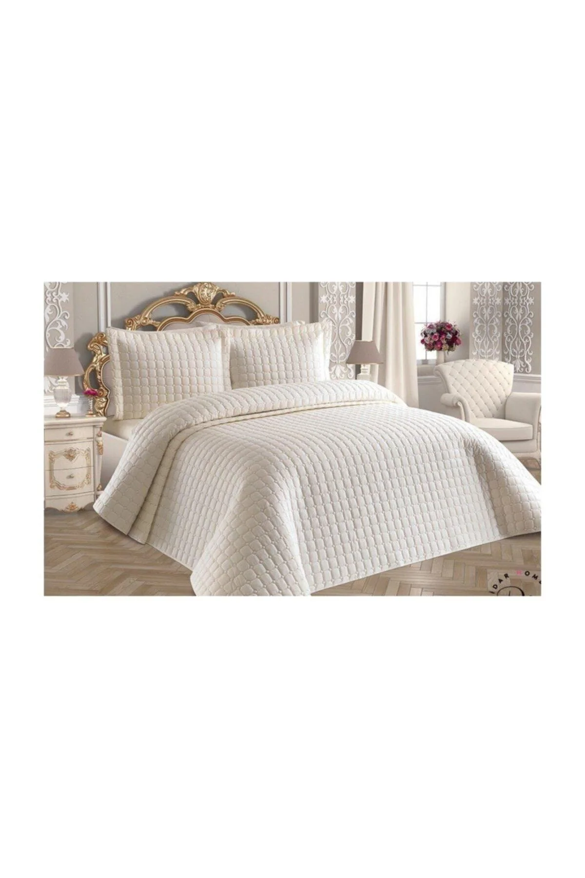 Cream cotton double bedspread set with two pillowcases 250x250 cm