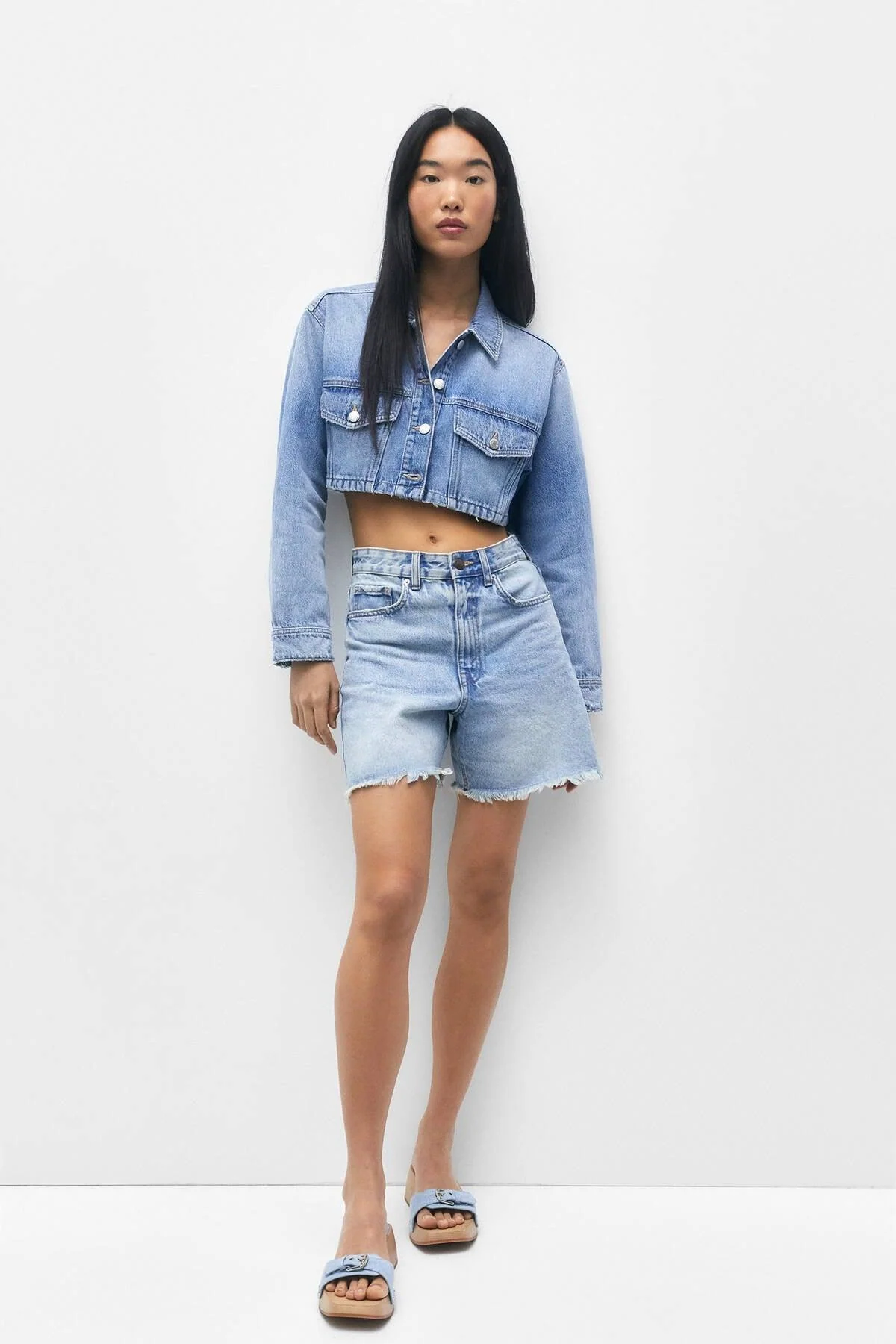 Cropped denim jacket in soft cotton