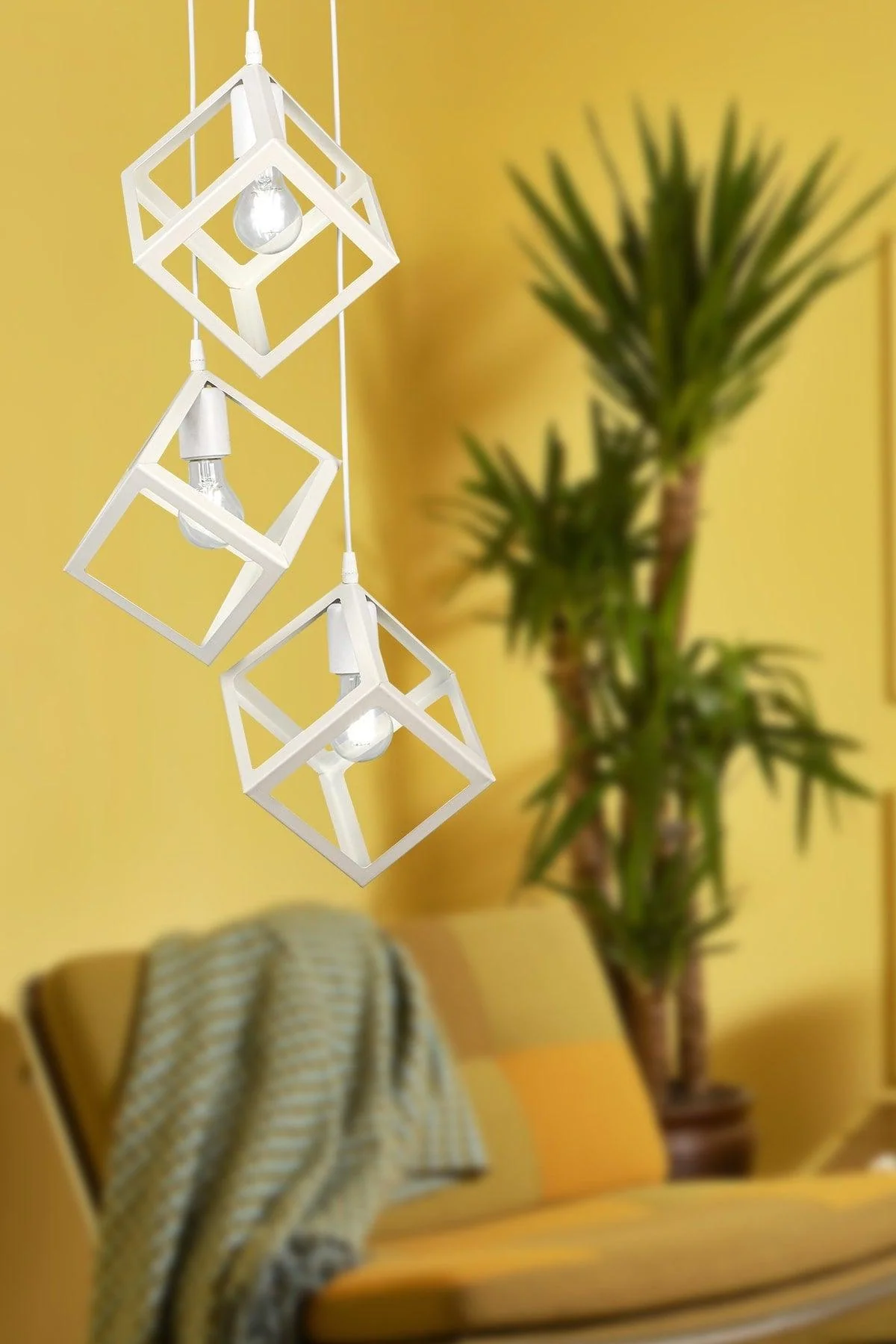 45 cm metal cube tray with electrostatic paint finish, 90 cm length