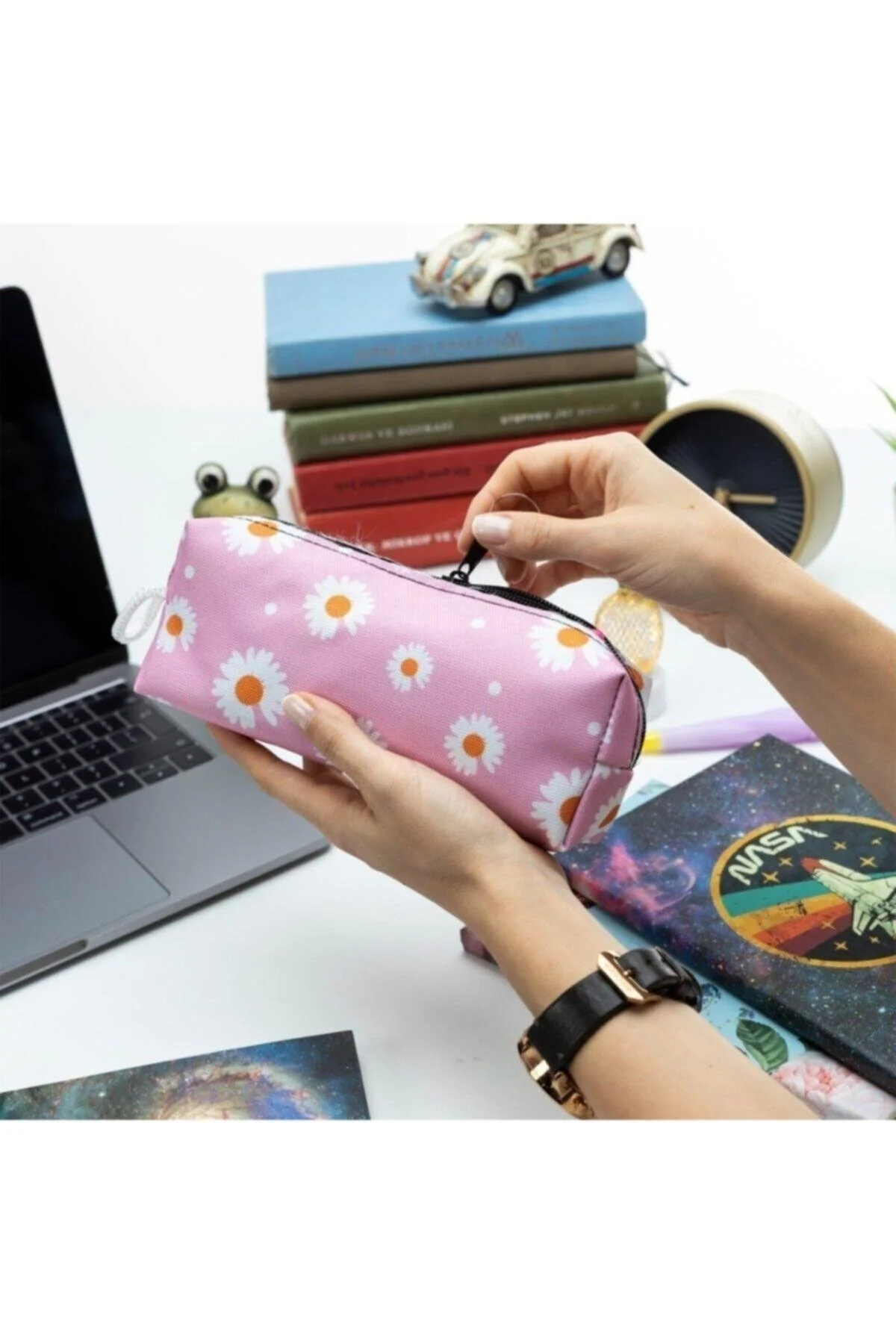 Muster design pen for everyday writing