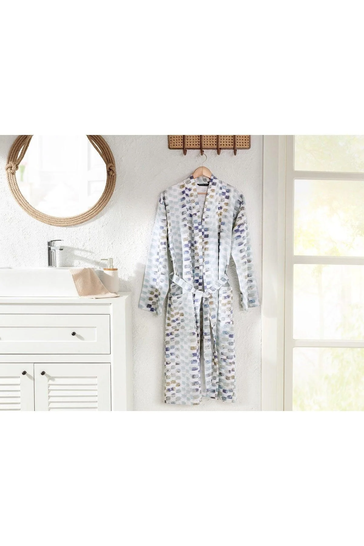 100% cotton men's blue bathrobe with lightweight design