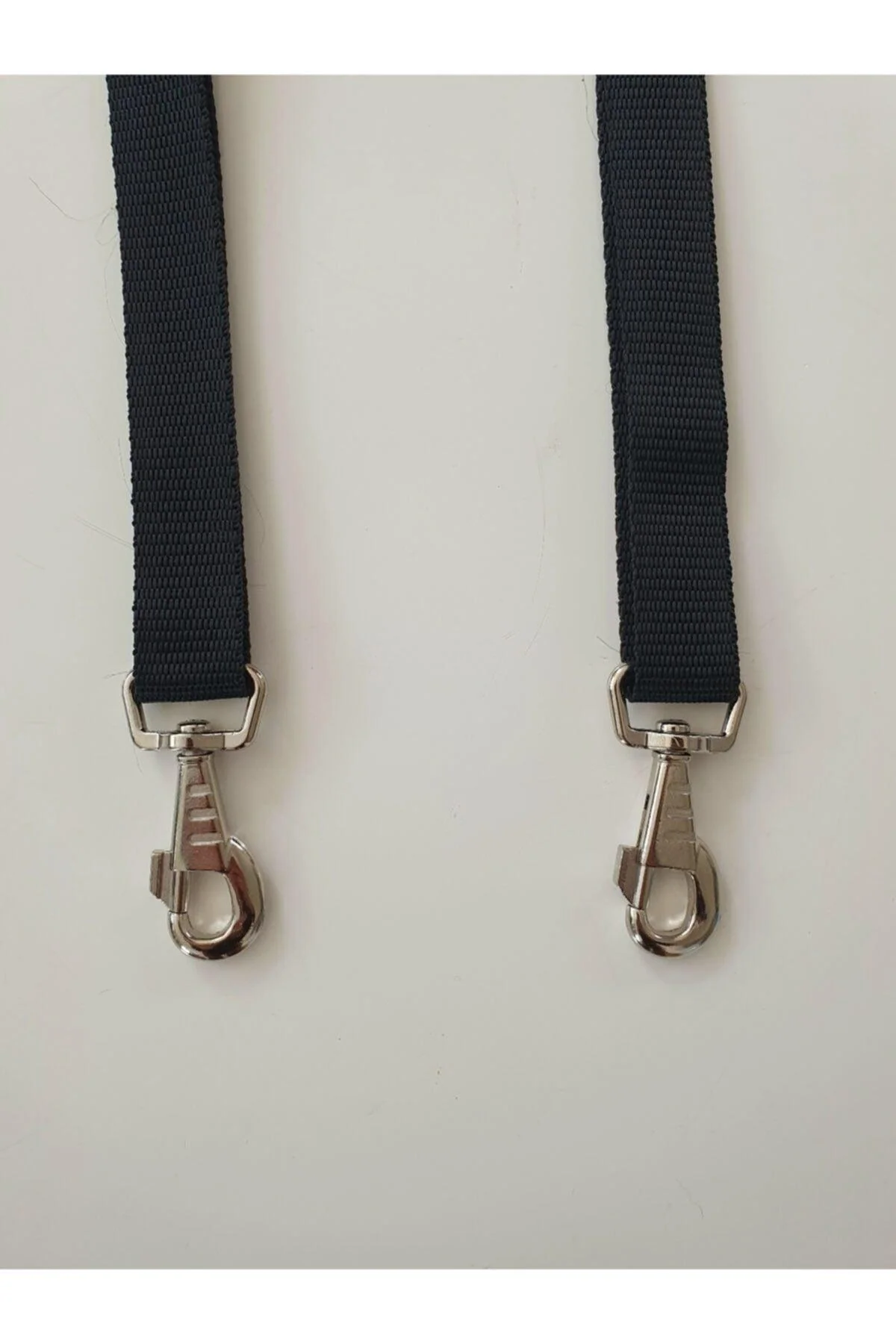 Adjustable double dog leash in black