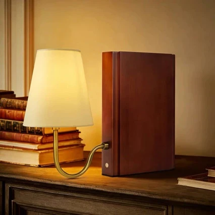 Elegant Wall Lamp