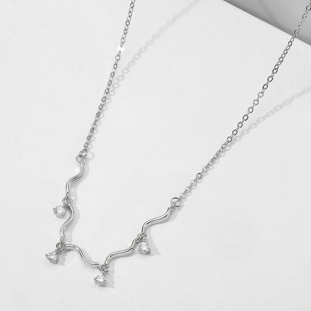 Elegant Wave Necklace
