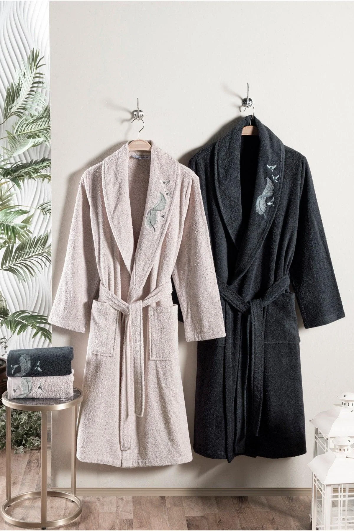 100% Cotton Feather Embroidered Bathrobe Family Set