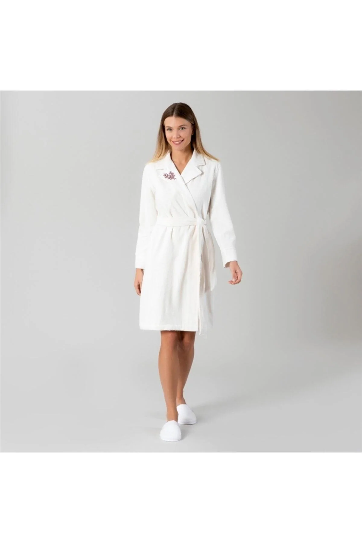 Women's bamboo and cotton blend bathrobe in ecru