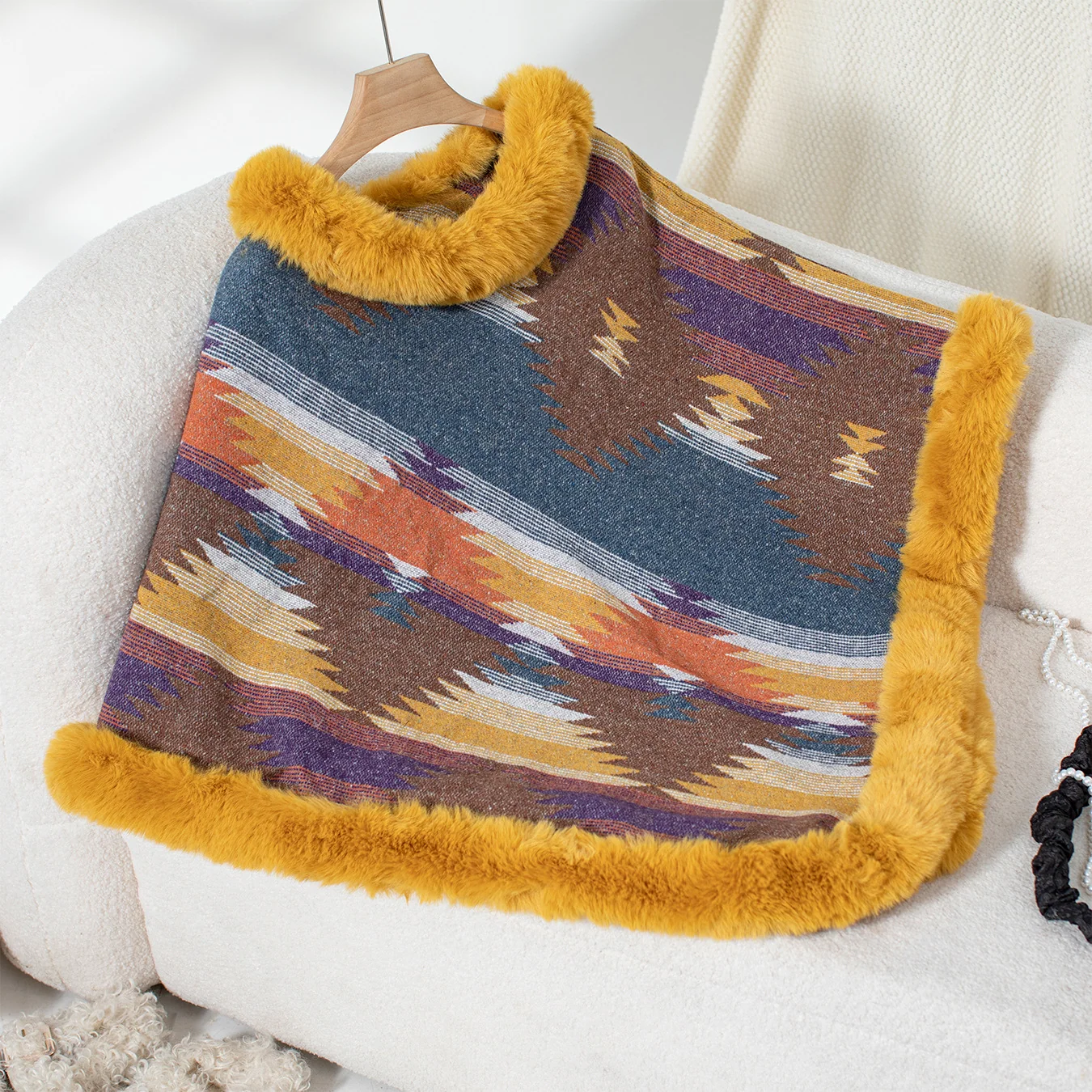 Geometric Pattern Women's Knitted Pullover Sweater