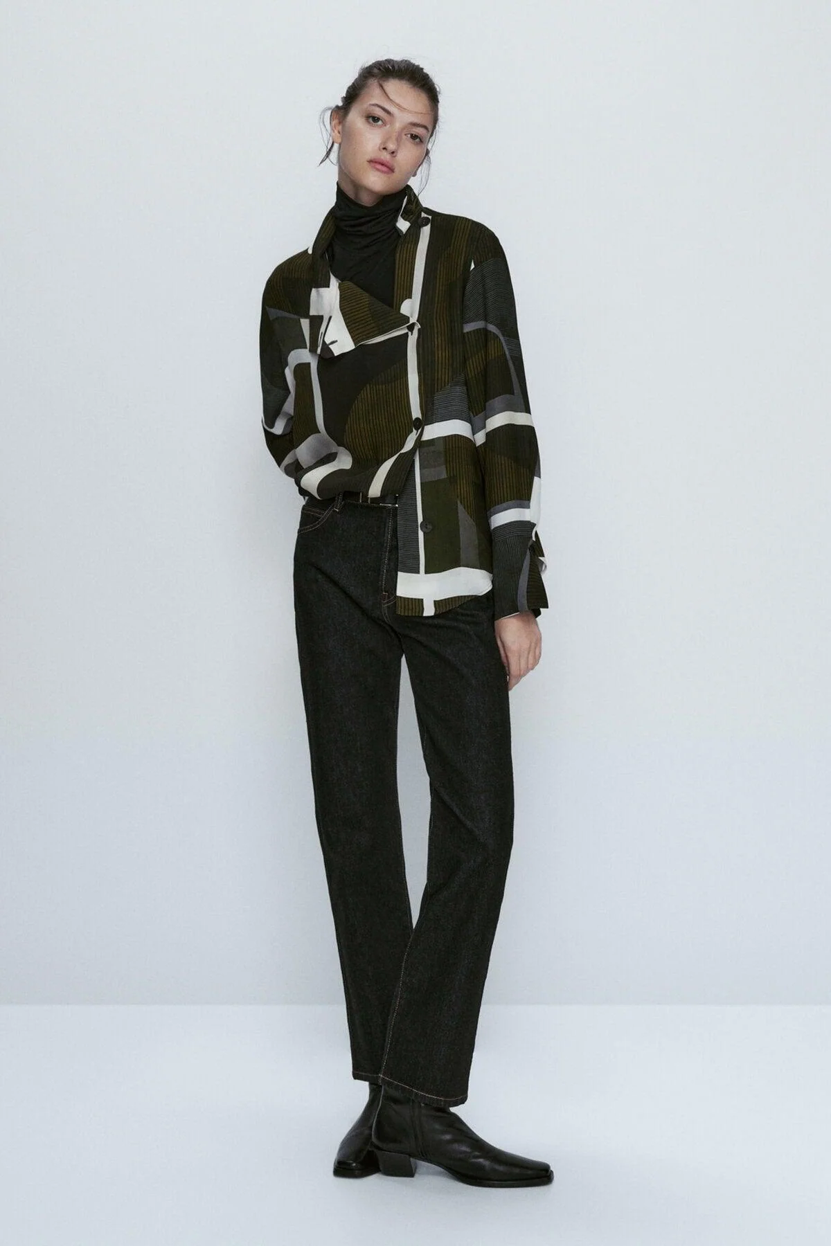 Viscose geometric pattern shirt with short sleeves
