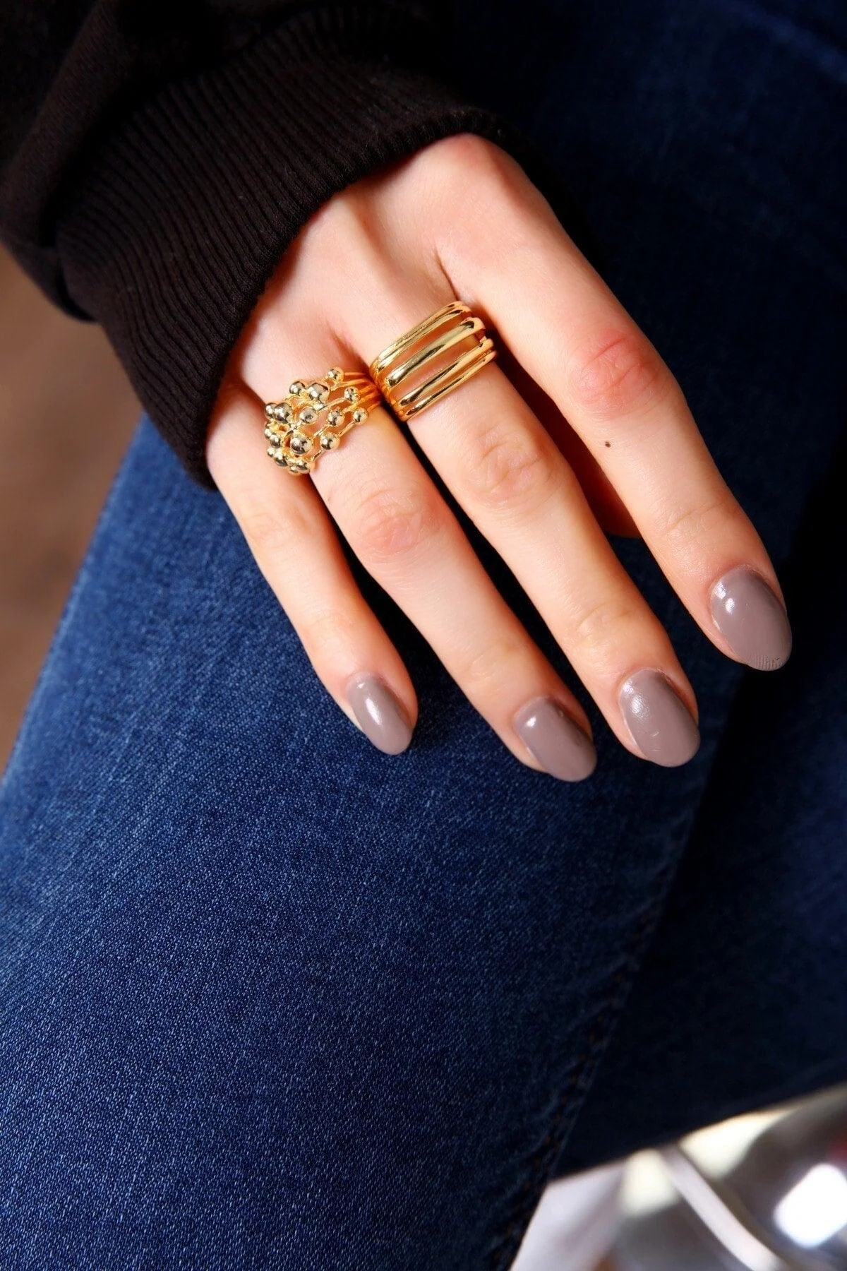 Hypoallergenic adjustable gold bubble ring set