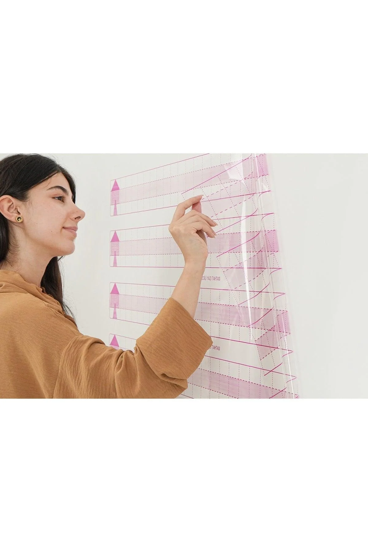 Gridlined writing board for children