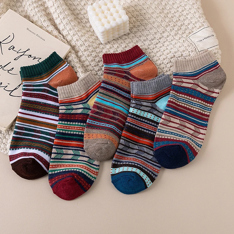 Harajuku Ethnic Ankle Socks - Color-Blocked Patterns