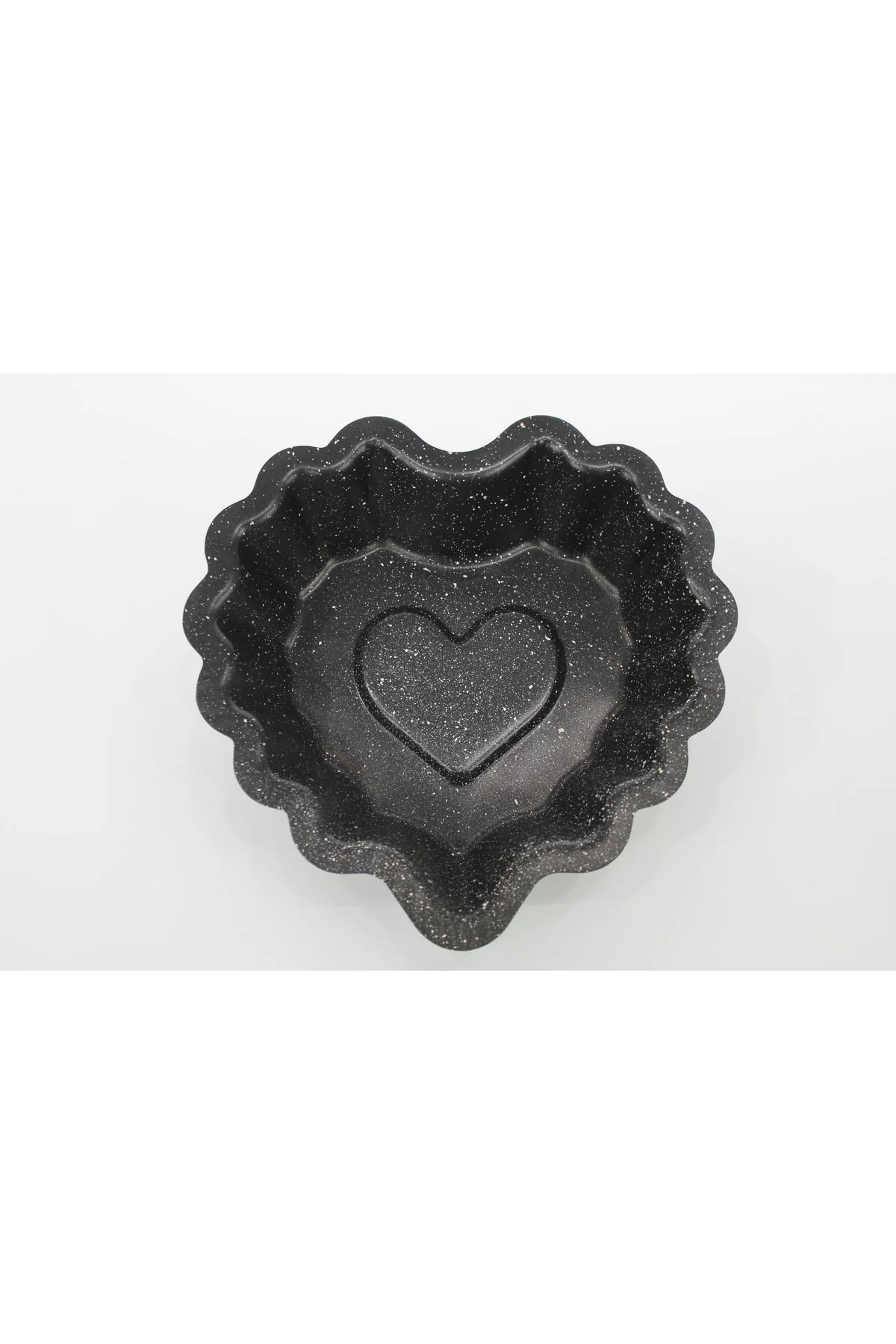28cm non-stick heart-shaped cake mold