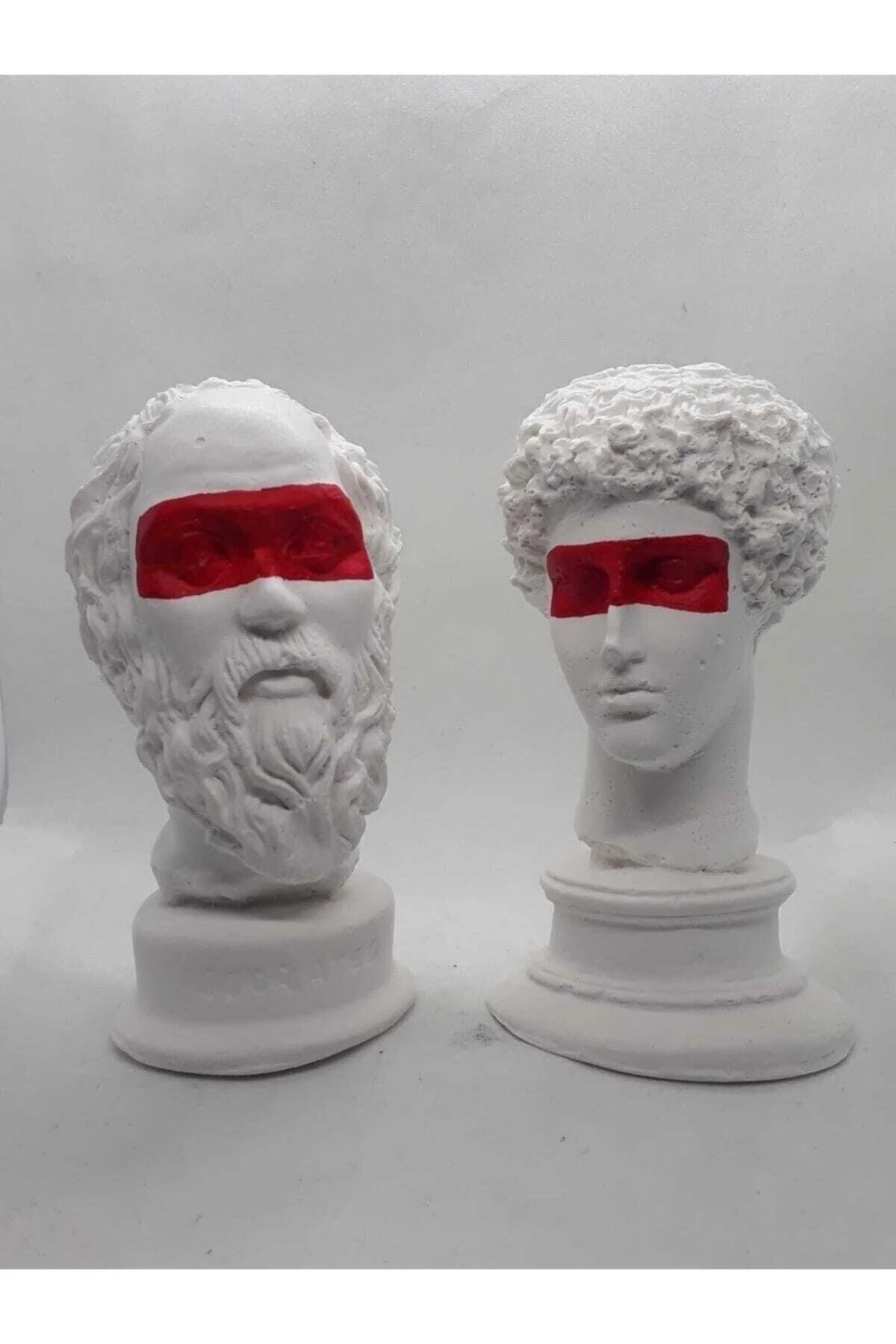 Stone powder and polyester decorative bust figurines set of 2