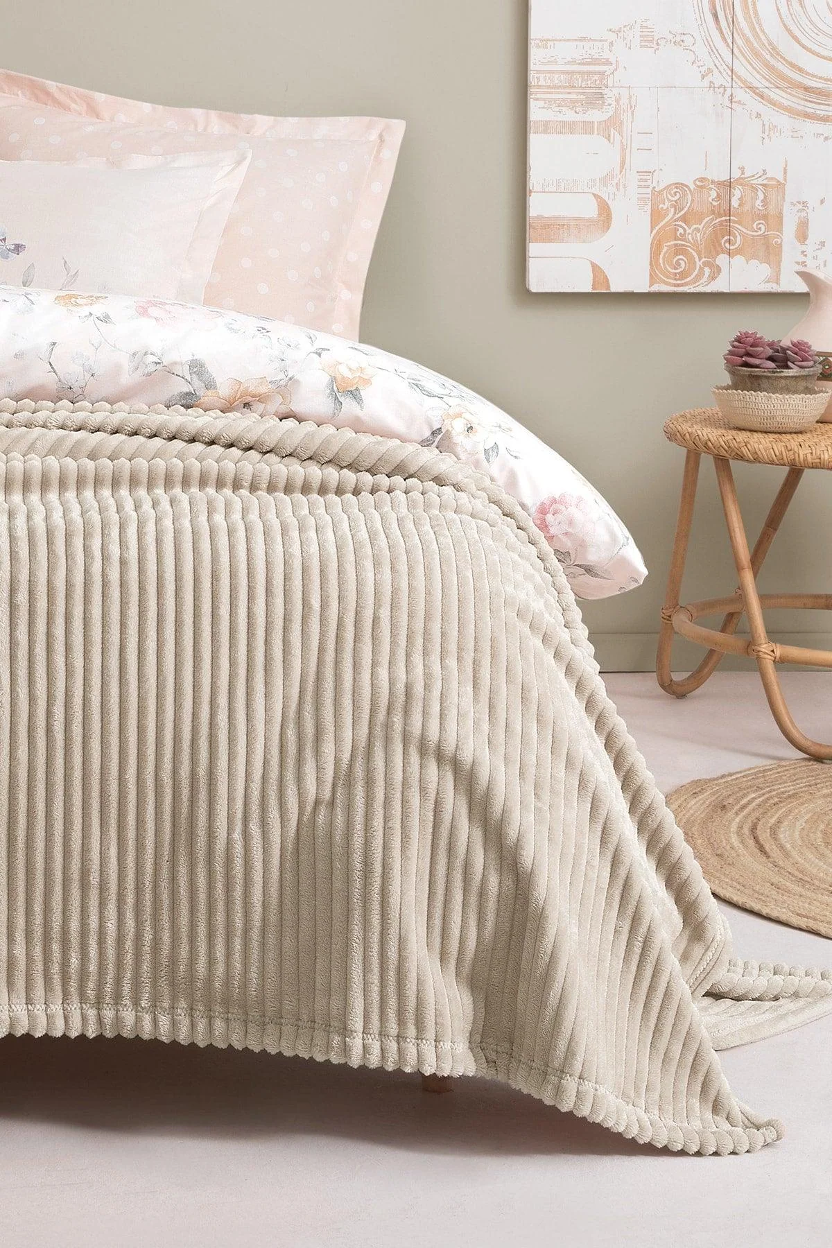 Elegant single blanket in ecru color 150x220 cm