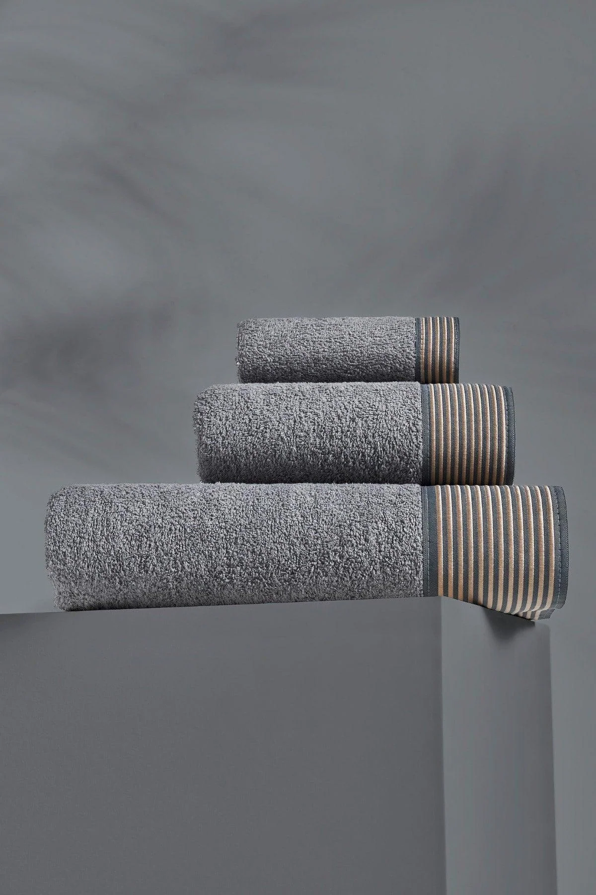 3-piece 100% cotton bathroom towel set