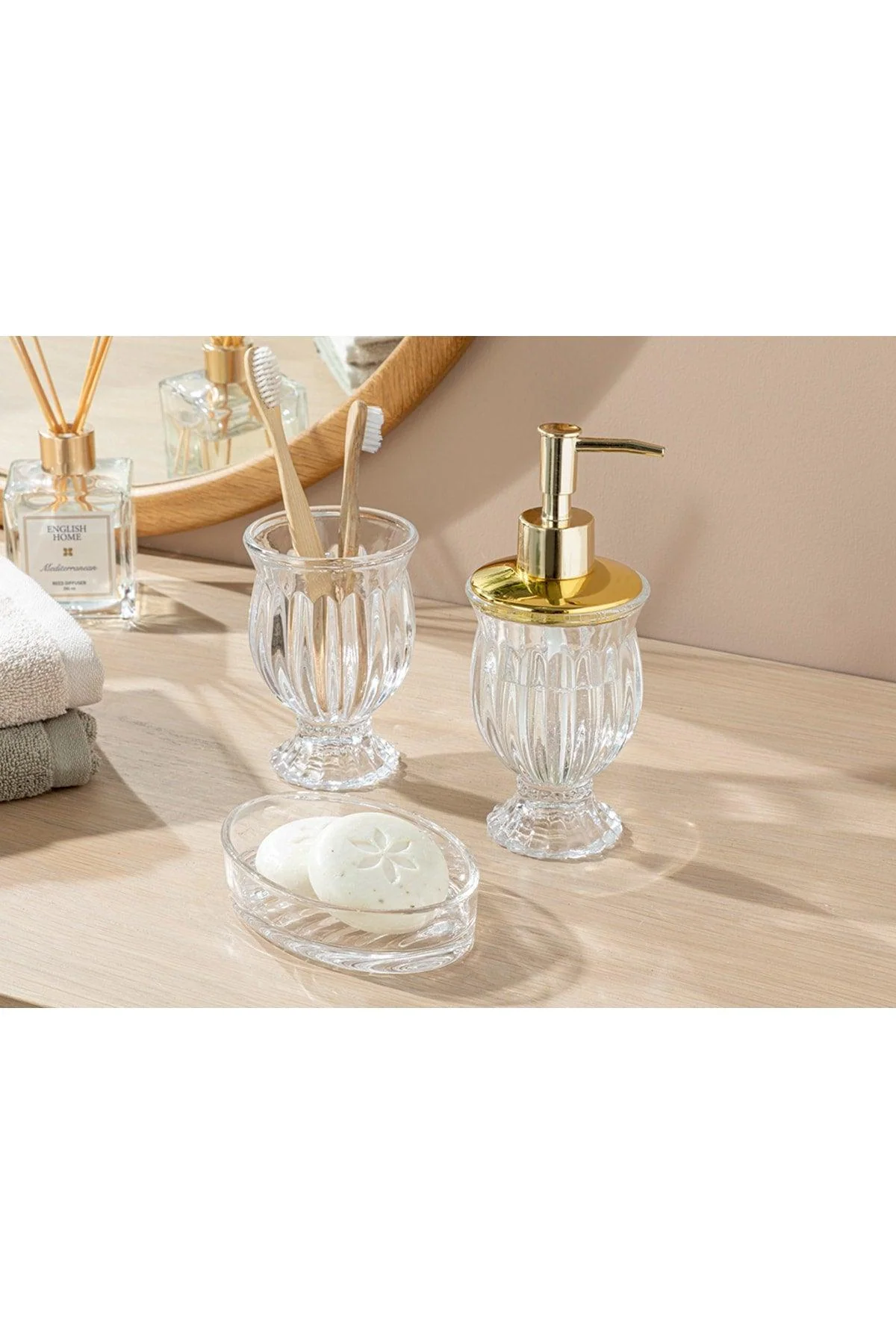 3-piece clear glass bathroom storage set