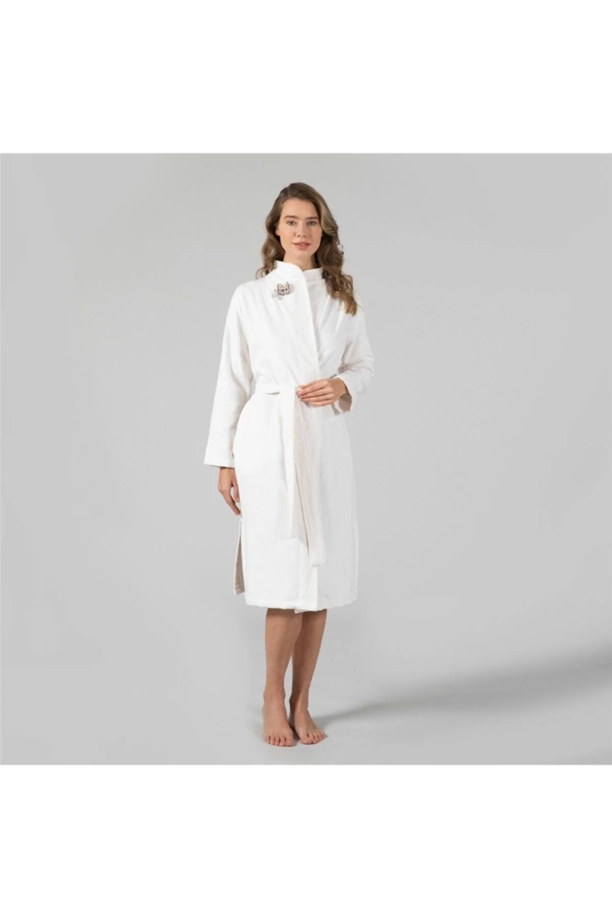 Luxury women’s bathrobe in ecru – extra-soft 100% cotton