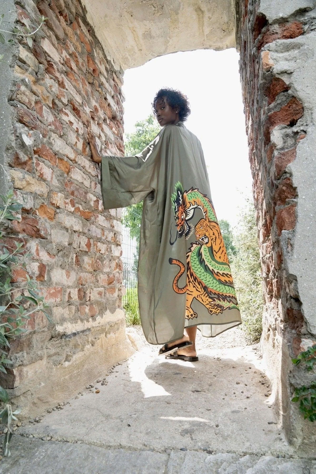 Soft satin kimono with digital print in khaki