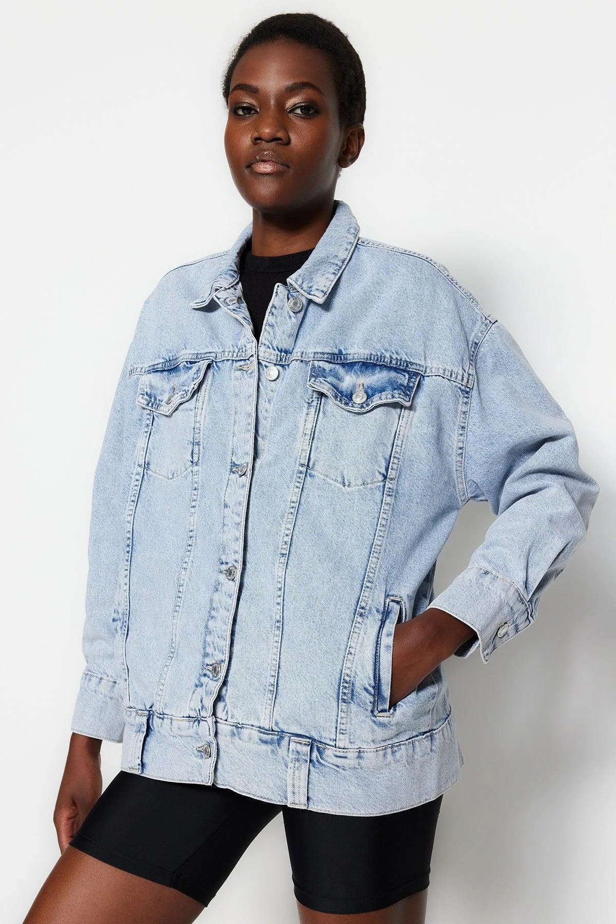 Light blue oversized denim jacket in 100% cotton