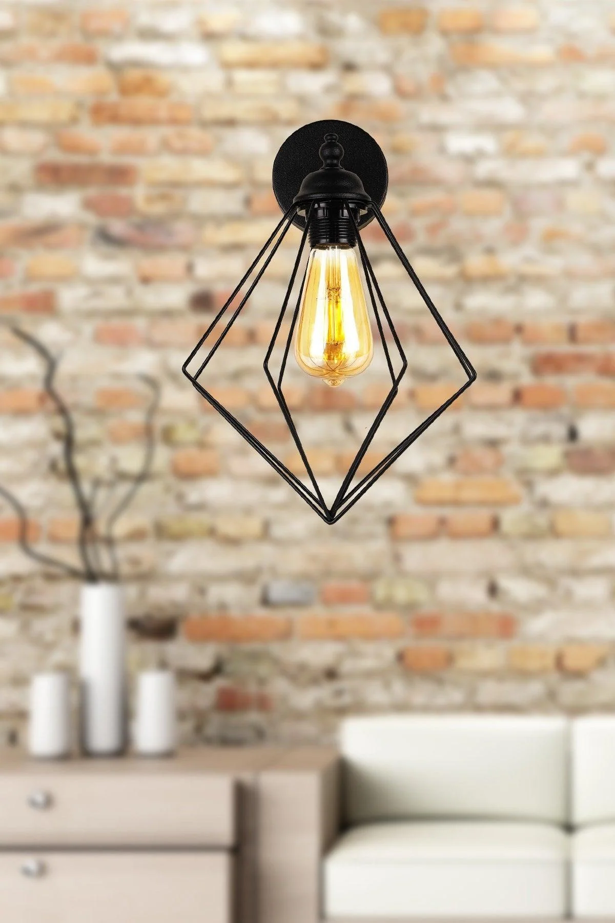Black Metal Wall Sconce with E27 Socket