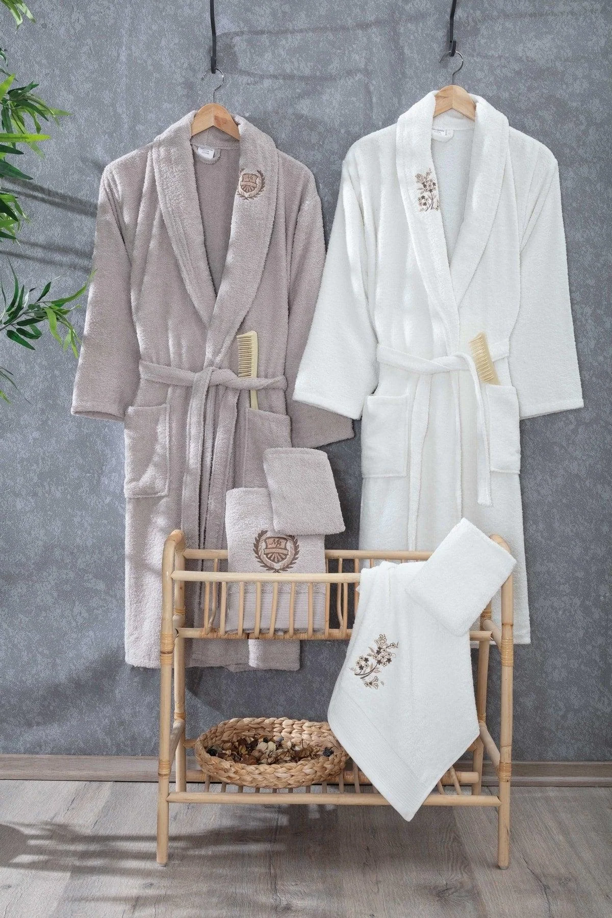 10 piece embroidered bathrobe and towel set for home and travel - M/L