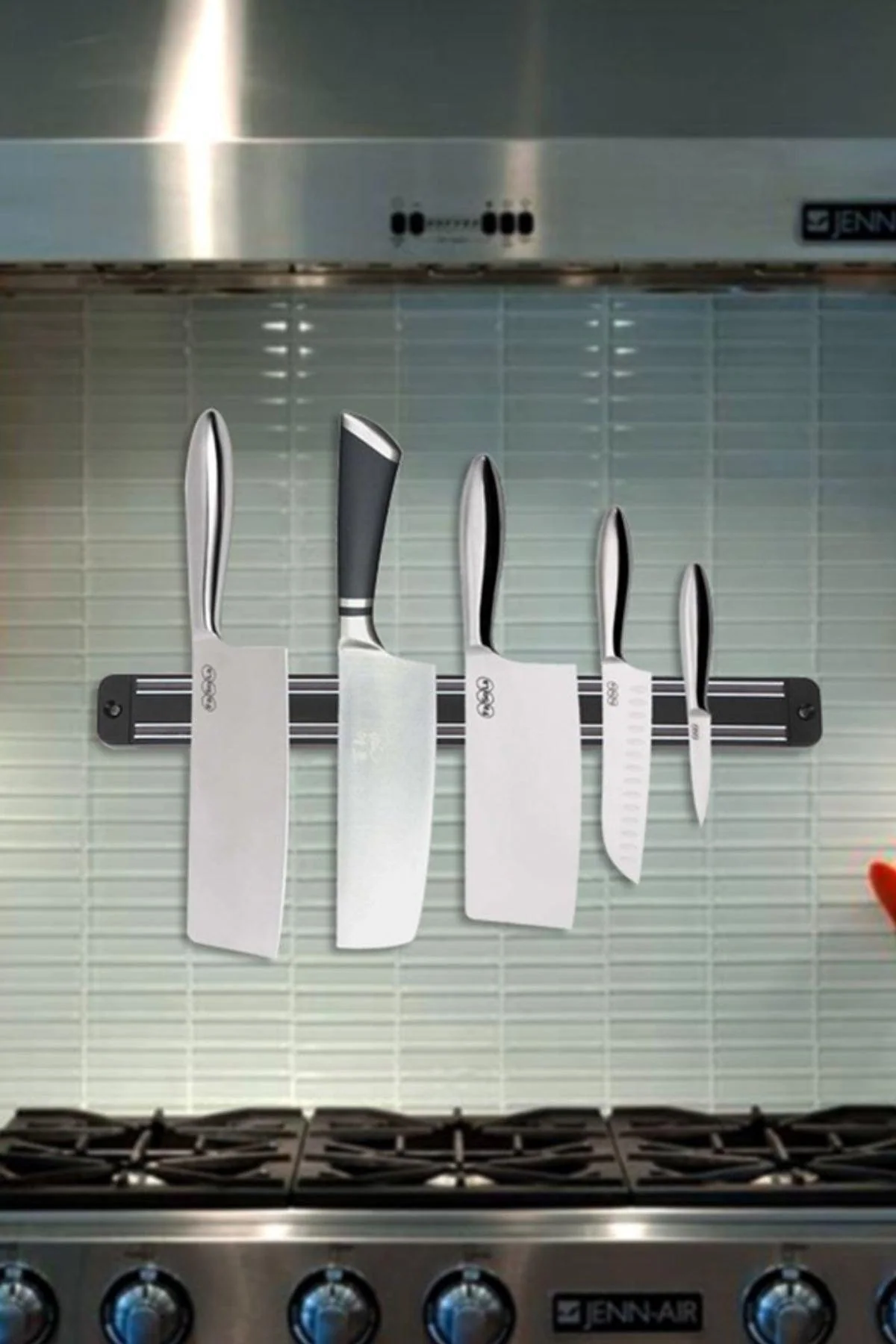 33 cm magnetic knife holder with mounting hardware