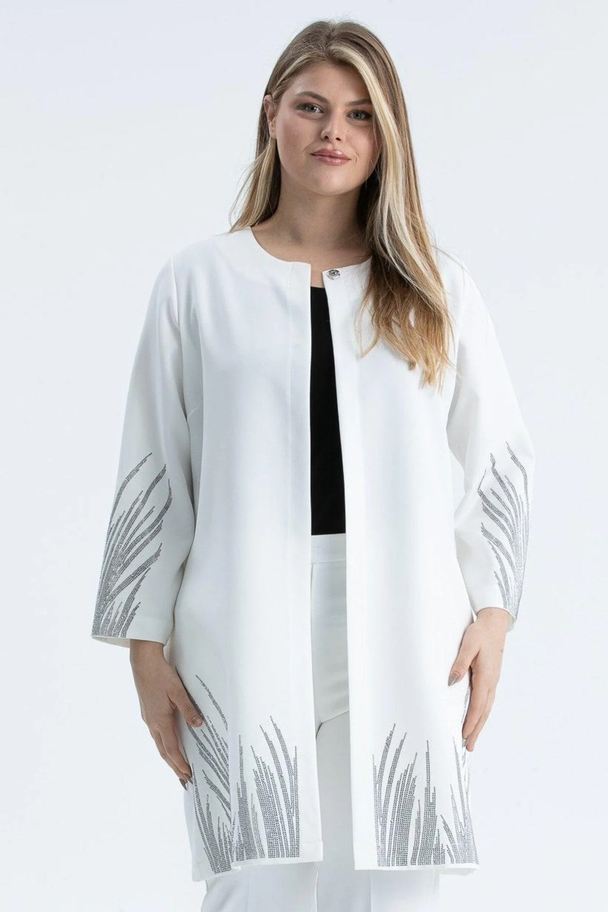 Ecru plus size embroidered jacket with ribbed collar