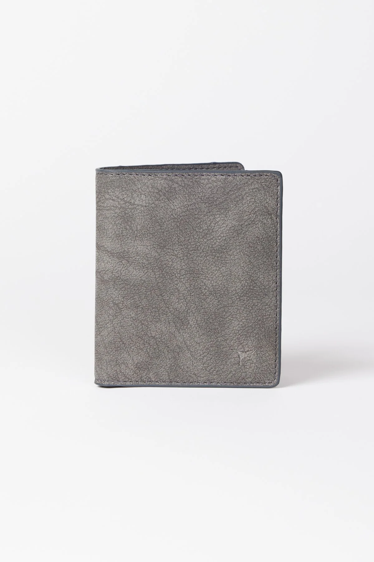 Men's genuine leather wallet with card and cash compartments