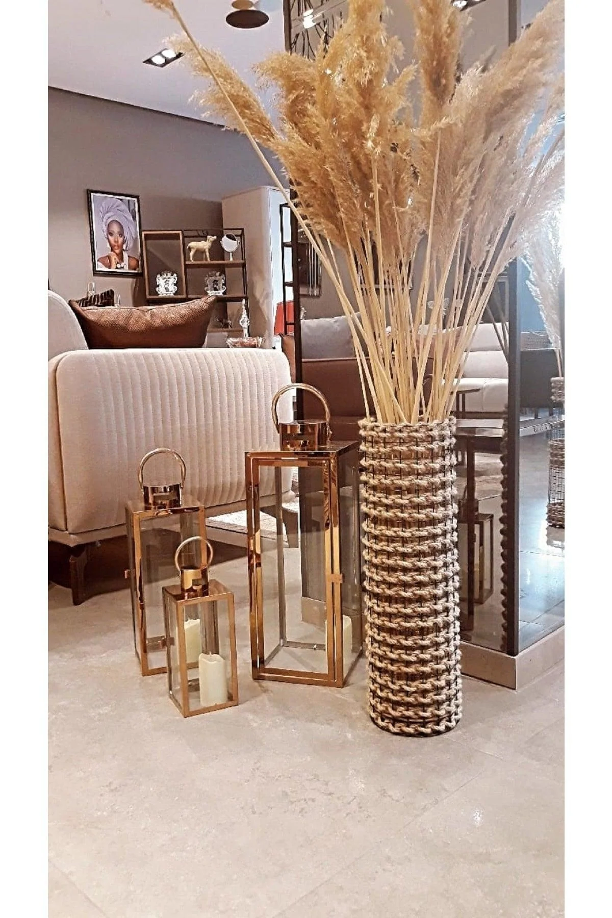 Braided Metal Wire Mesh Vase with Straw Rope – 13 cm Diameter, 50 cm Height