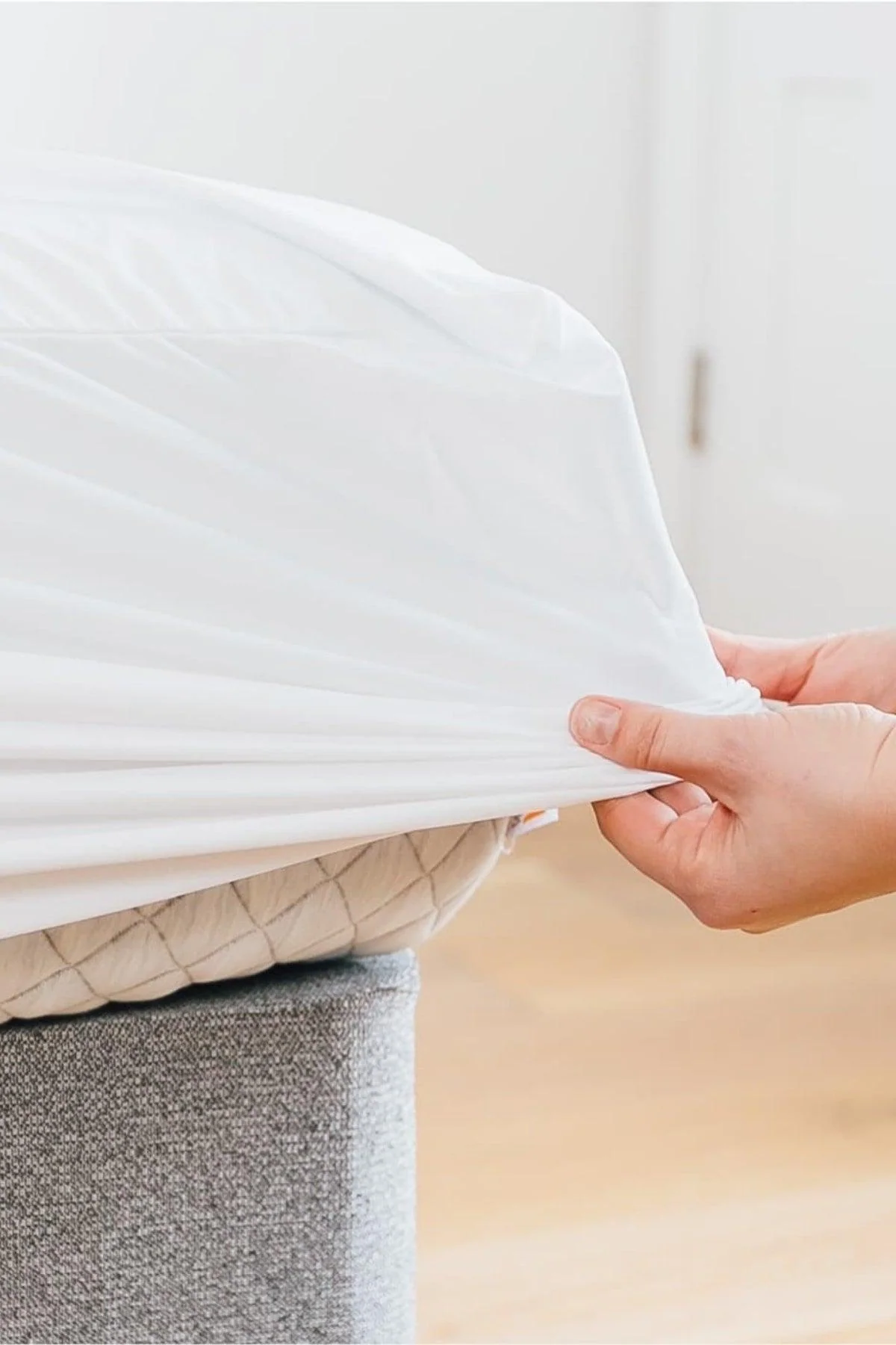 Micro Liquid‑Proof Mattress Protector – Breathable Waterproof Cover
