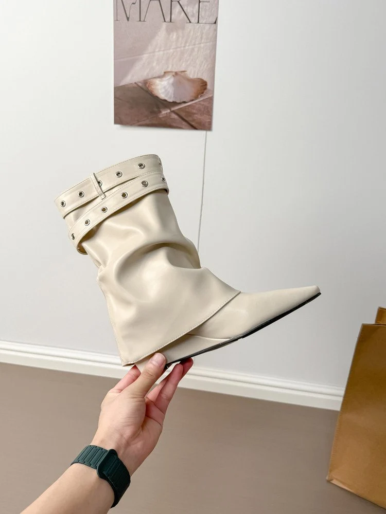 MidCalf Boots