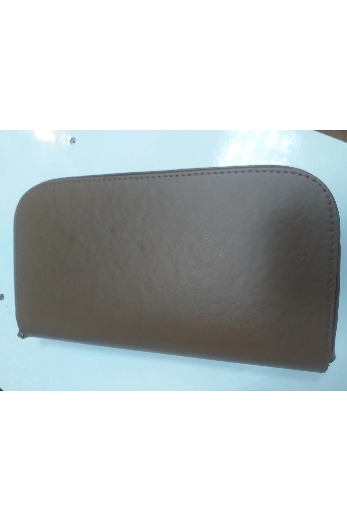 Nude Lid Baguette Bag in Artificial Leather