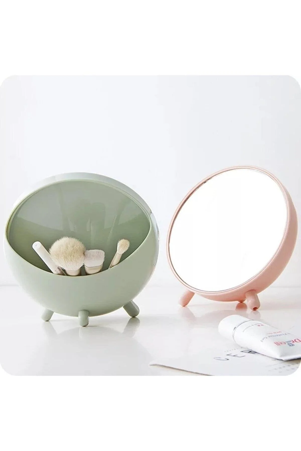 Oval Makeup Mirror with Built‑In Organizer