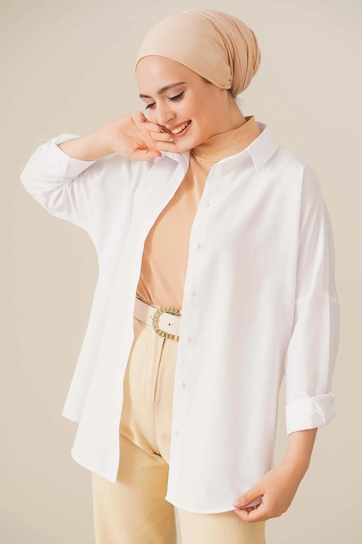 Oversized relaxed-fit cotton shirt white