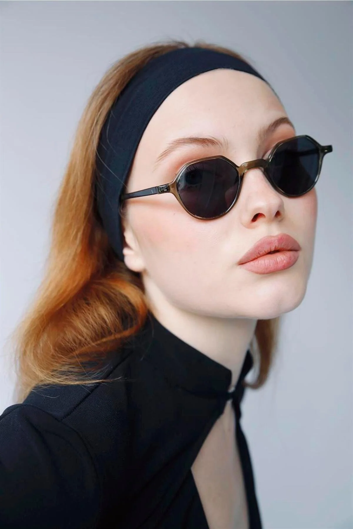 Black sunglasses with Grilamid frame and CR39 lenses