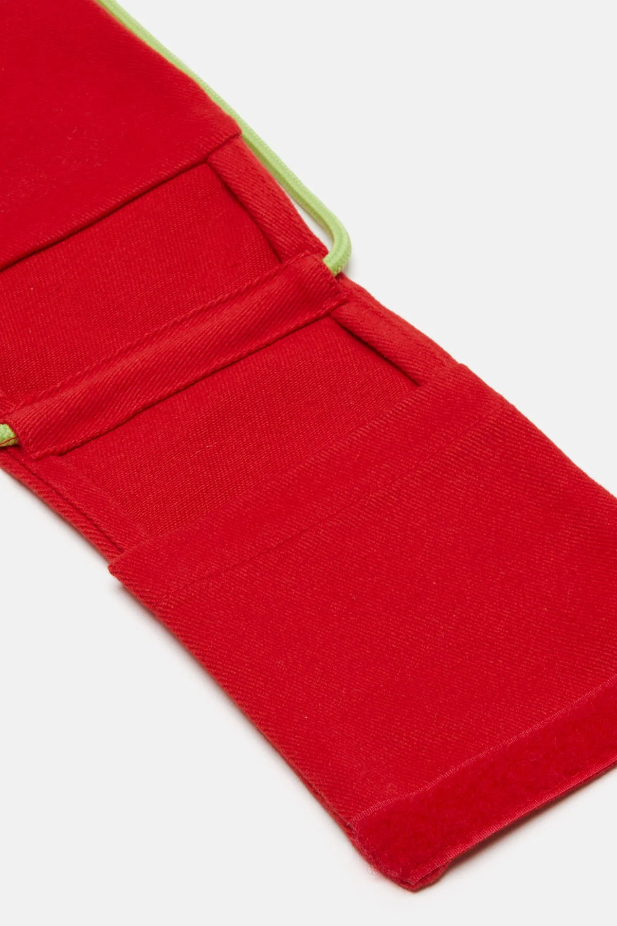Adjustable phone bag with zipper closure and inner pocket