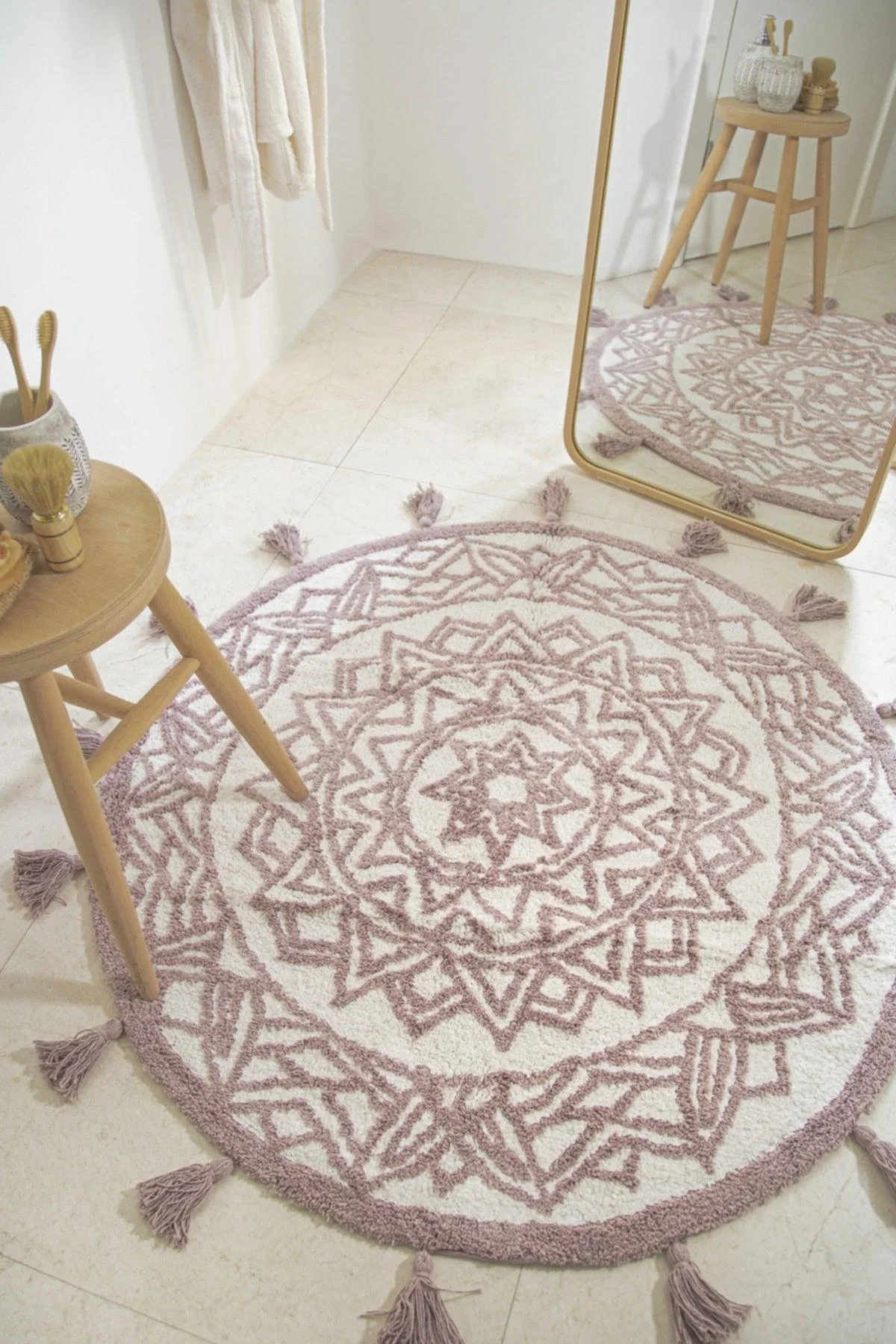 Soft White-Stone Bath Mat for Ultimate Comfort